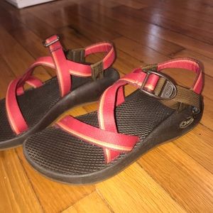 Single Strap Chacos!!
